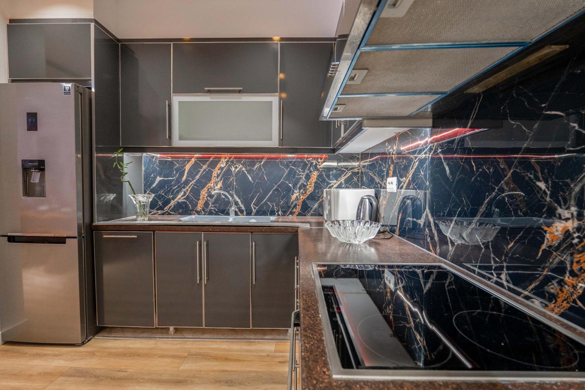 Mato Luxury Apartments Sarande Exterior photo