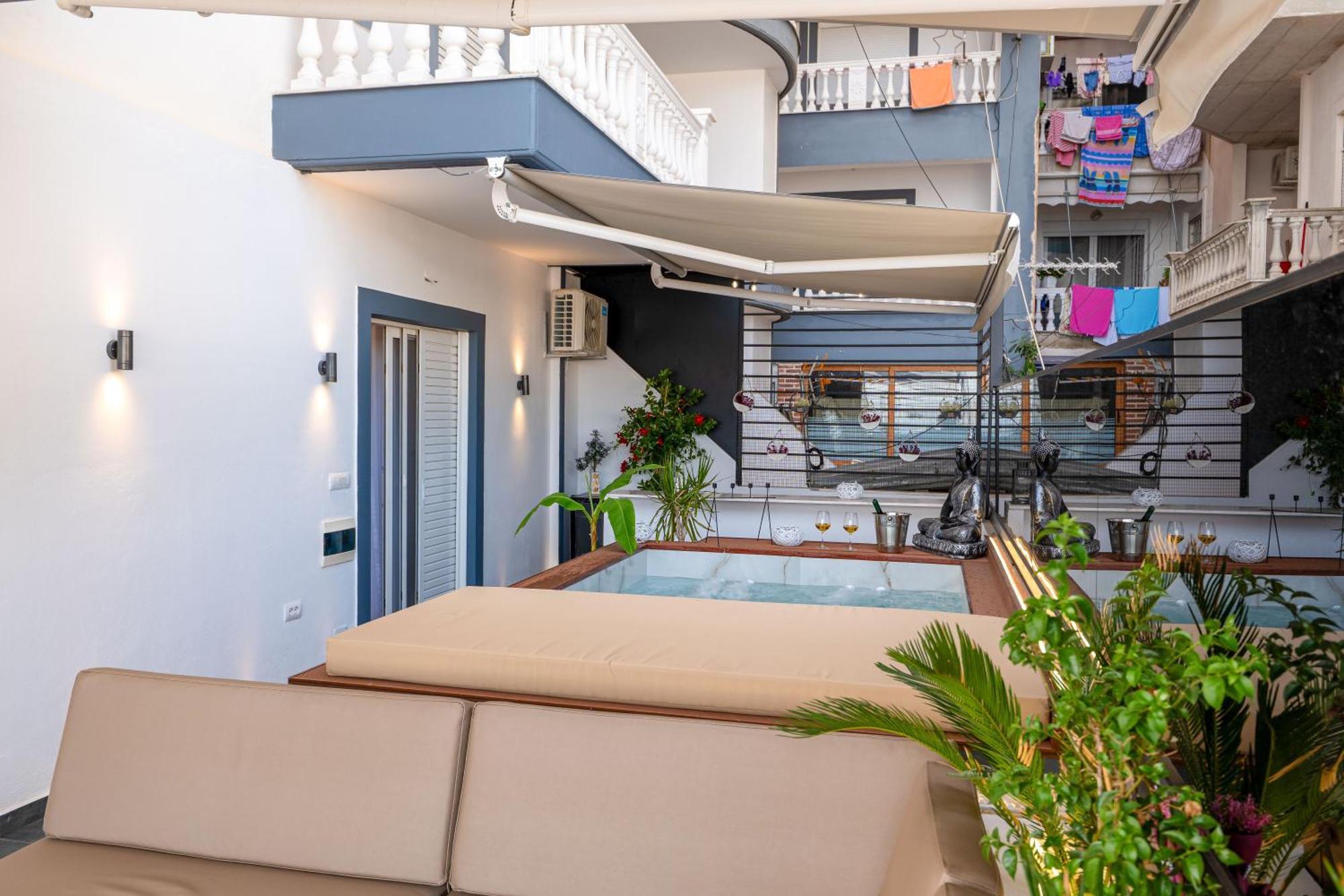 Mato Luxury Apartments Sarande Exterior photo